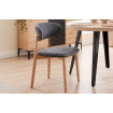Chaise en bois et tissu gris