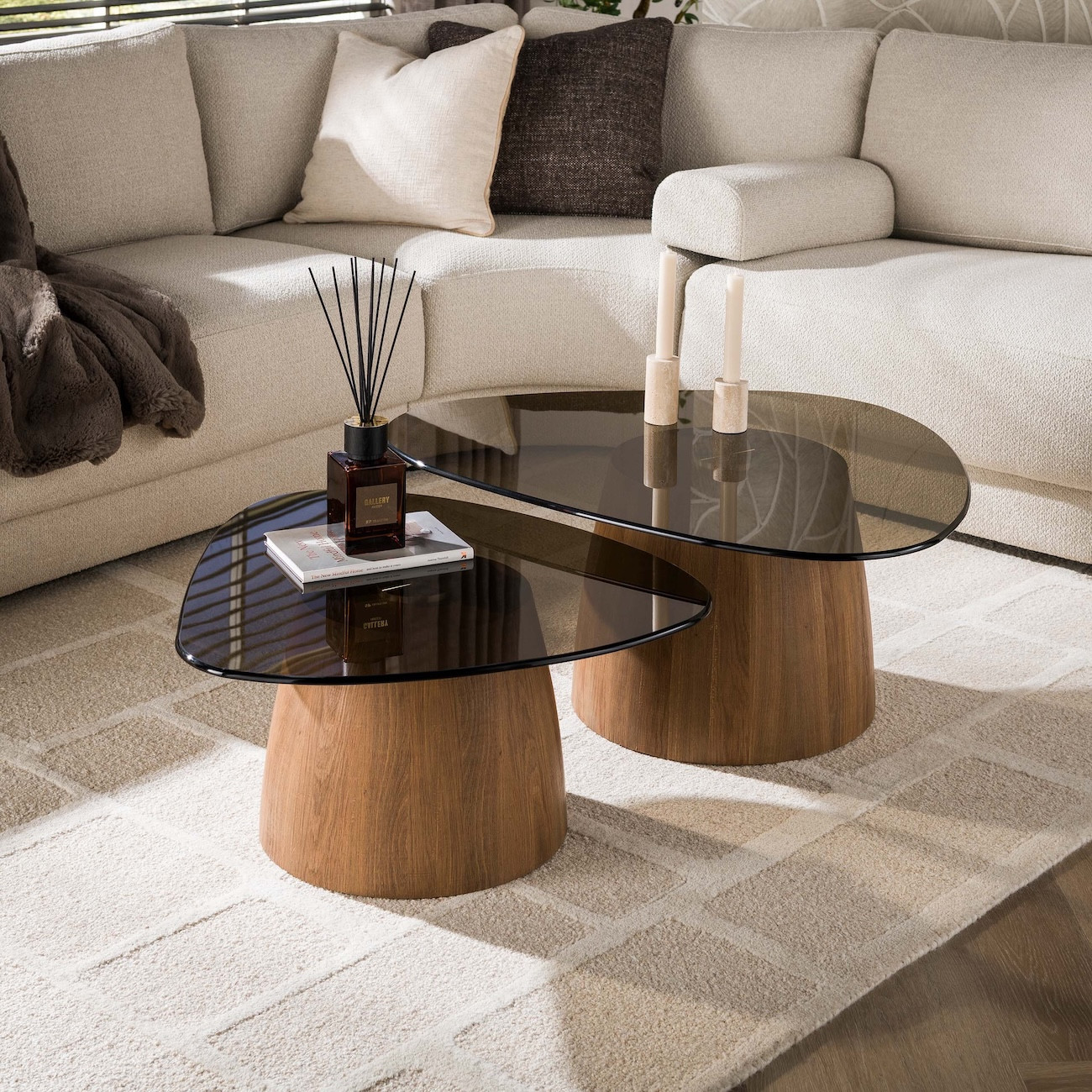 Couchtische aus Rauchglas in Eichenoptik TANIA – 2er-Set