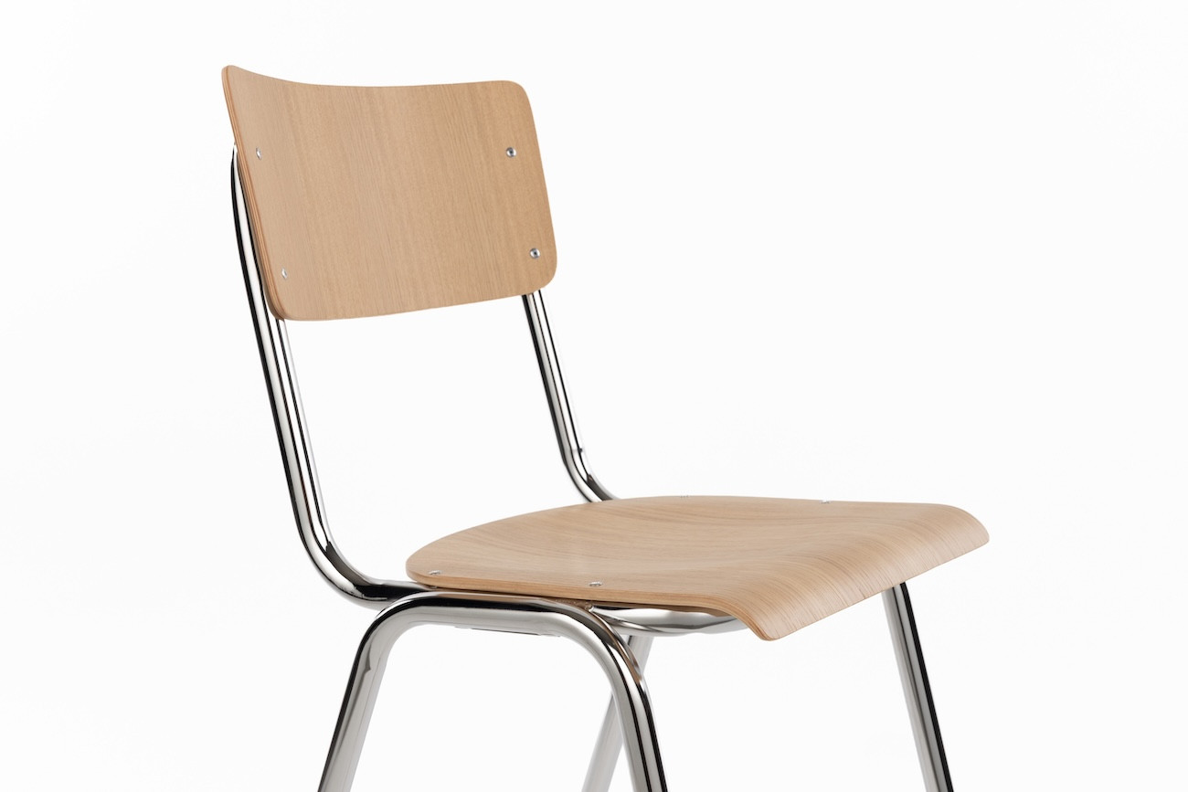 Set of 4 oak and chrome chairs – Back to School